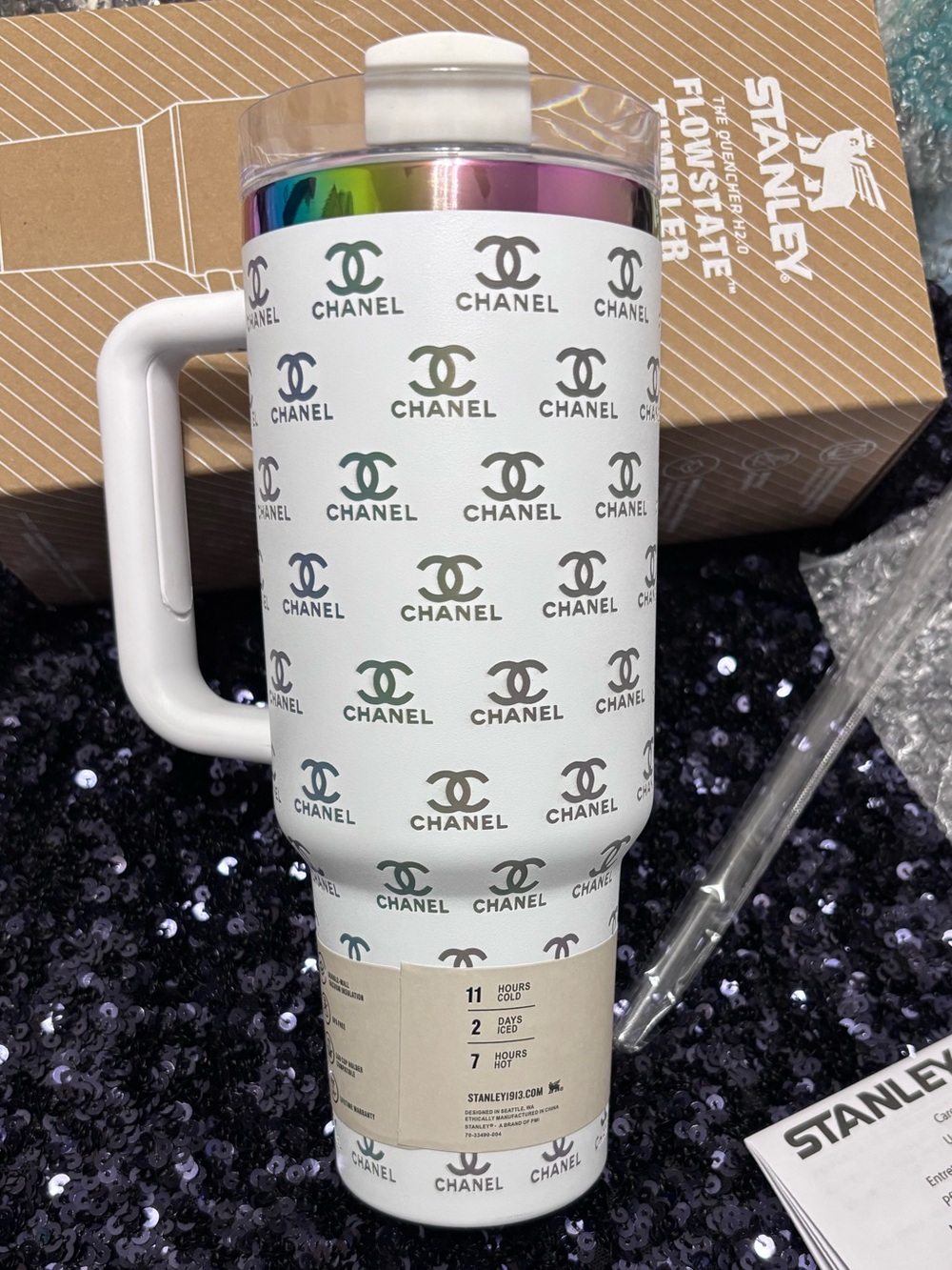 White/irisdecent 40oz Tumbler - Picture 2 of 5